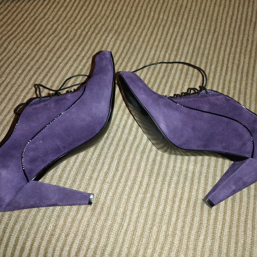 Used MISS SIXTY Vintage Heels - Size 6